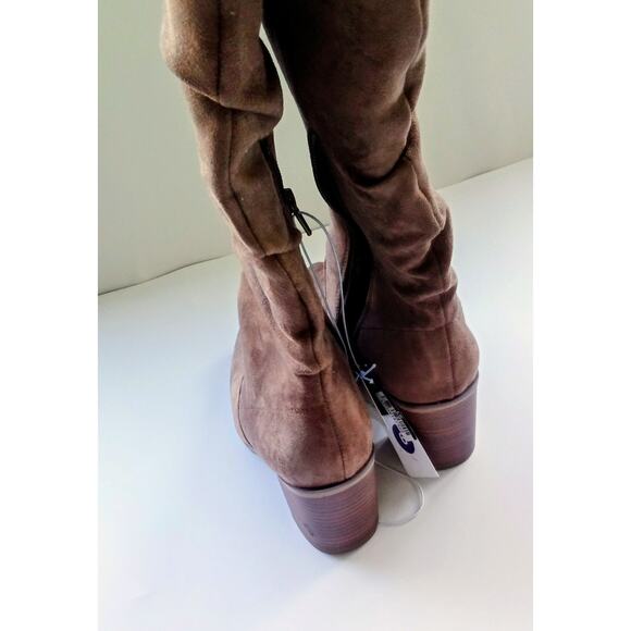 Universal Thread Junie Boots Memory Foam Ultimate Comfort Taupe - Picture 7 of 8